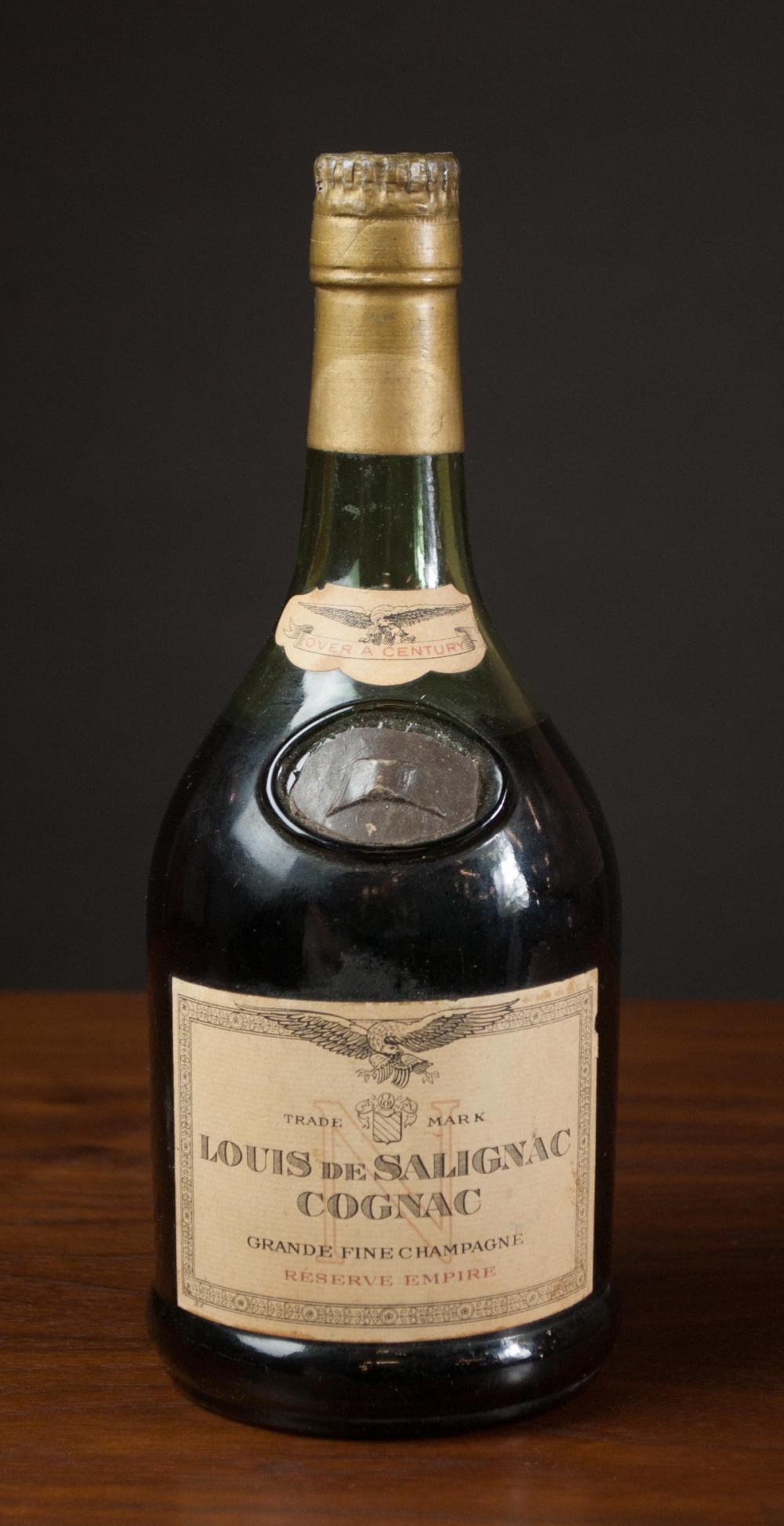 AN EARLY BOTTLE OF FRENCH COGNAC  314c12