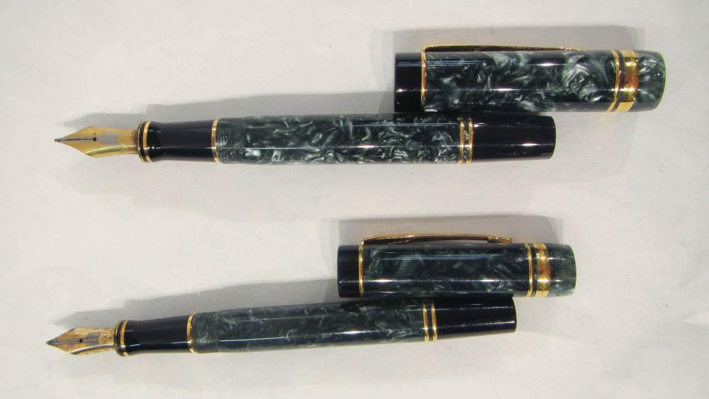 TWO PARKER FOUNTAIN PENS BOTH 314c55