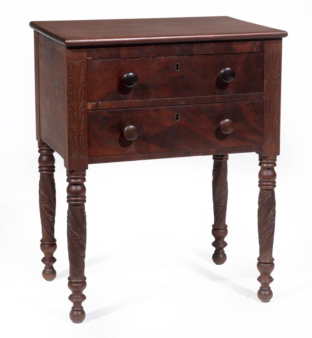 AMERICAN CLASSICAL CARVED MAHOGANY 318128