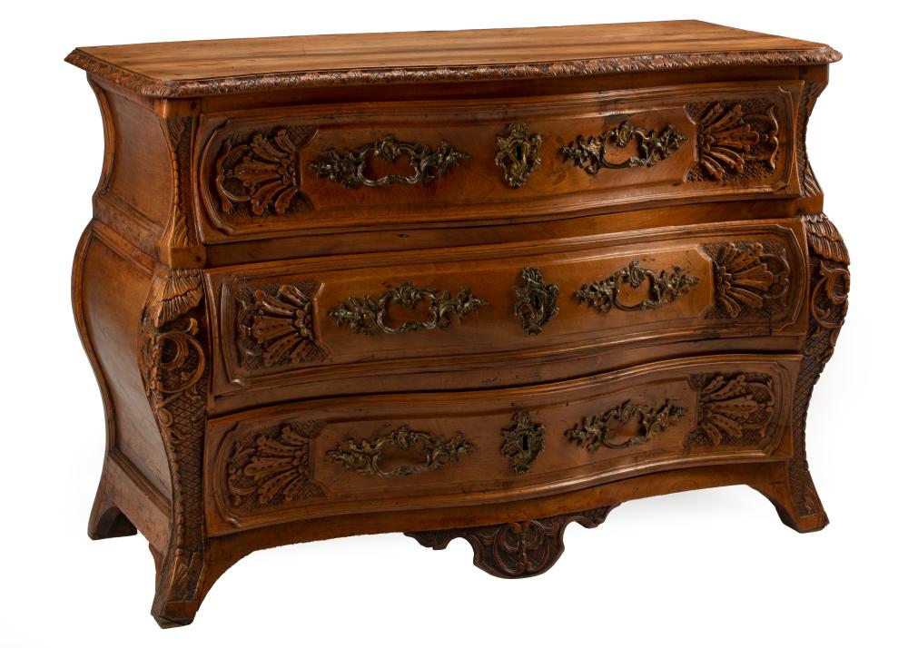 FRENCH PROVINCIAL CARVED WALNUT 3183ab