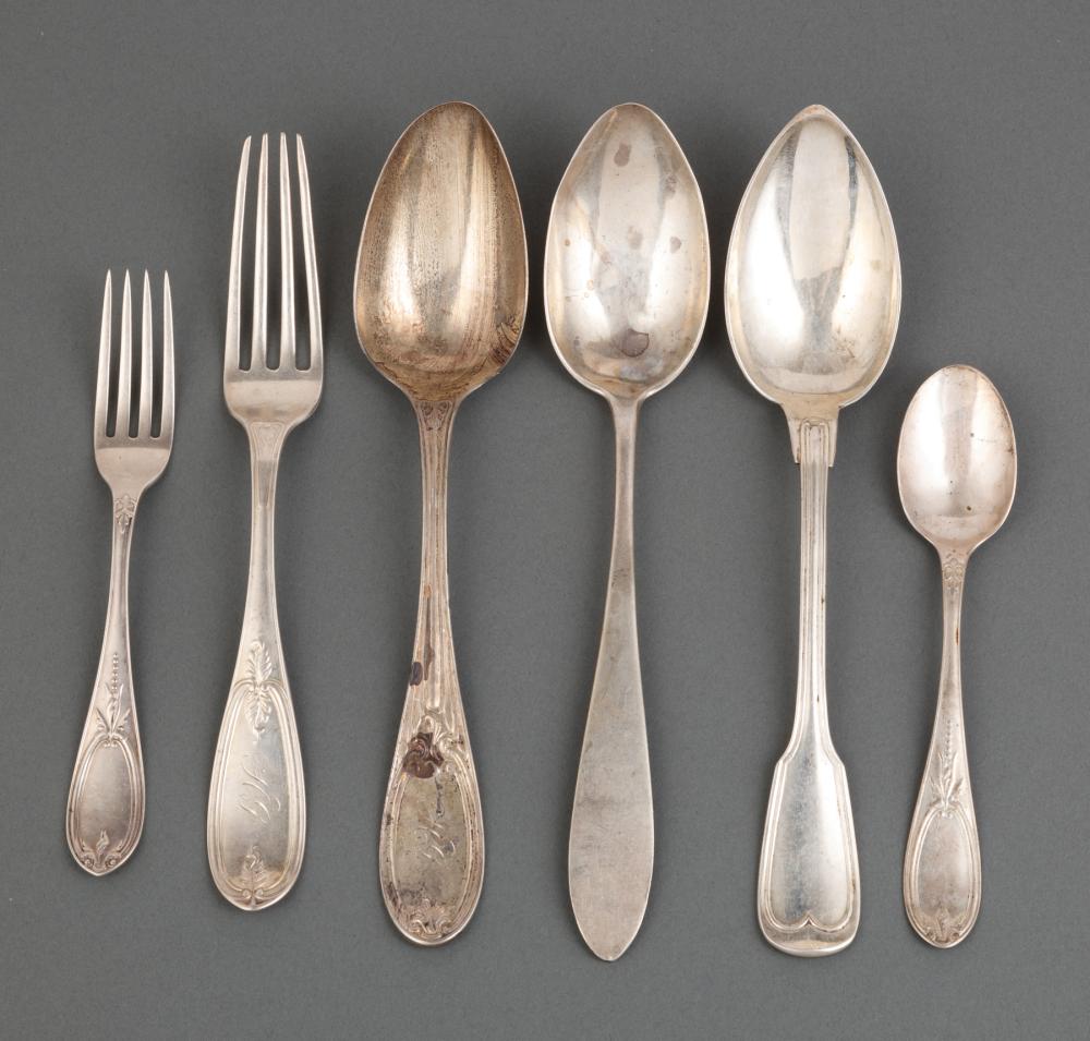 GROUP OF ANTIQUE SILVER FLATWAREGroup 3195d5