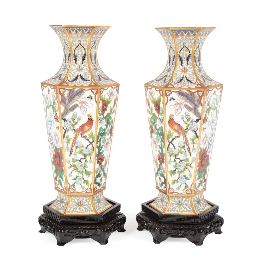 PAIR OF CHINESE CLOISONNE ENAMEL 31969a