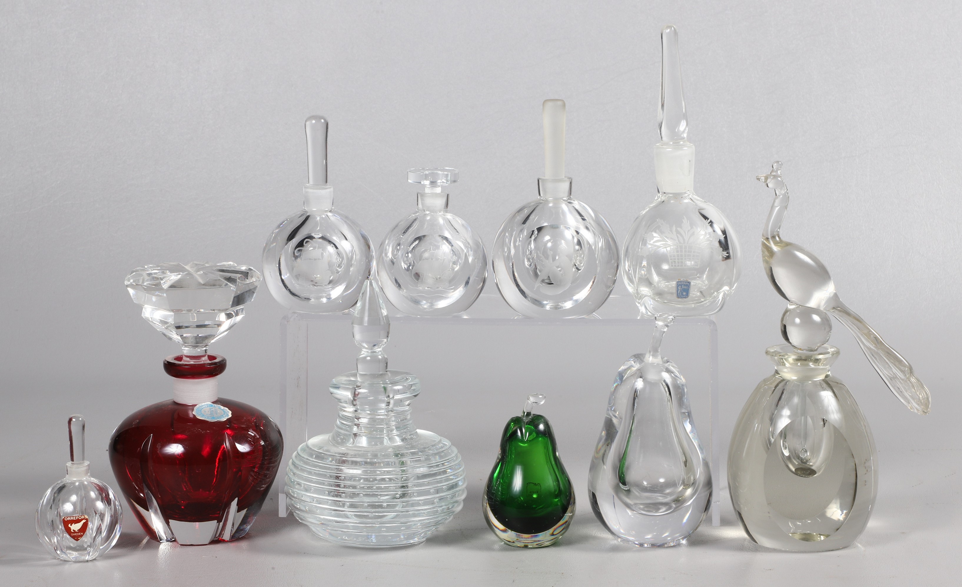  10 Scent bottles to include Orrefors 317e99