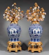 CHINESE BLUE AND WHITE PORCELAIN JARSPair