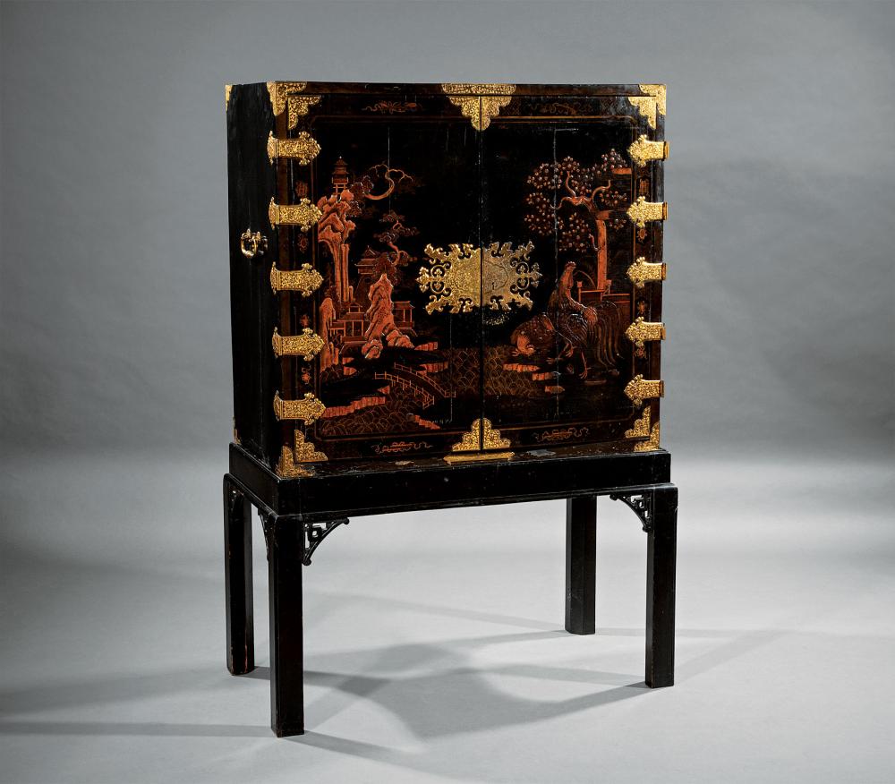 CHINOISERIE BLACK LACQUER CHEST 31aefb