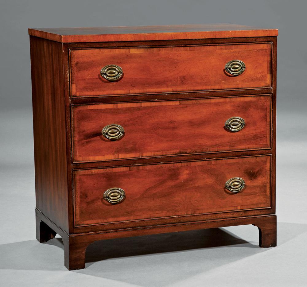 FEDERAL STYLE MAHOGANY CHEST OF 31b071