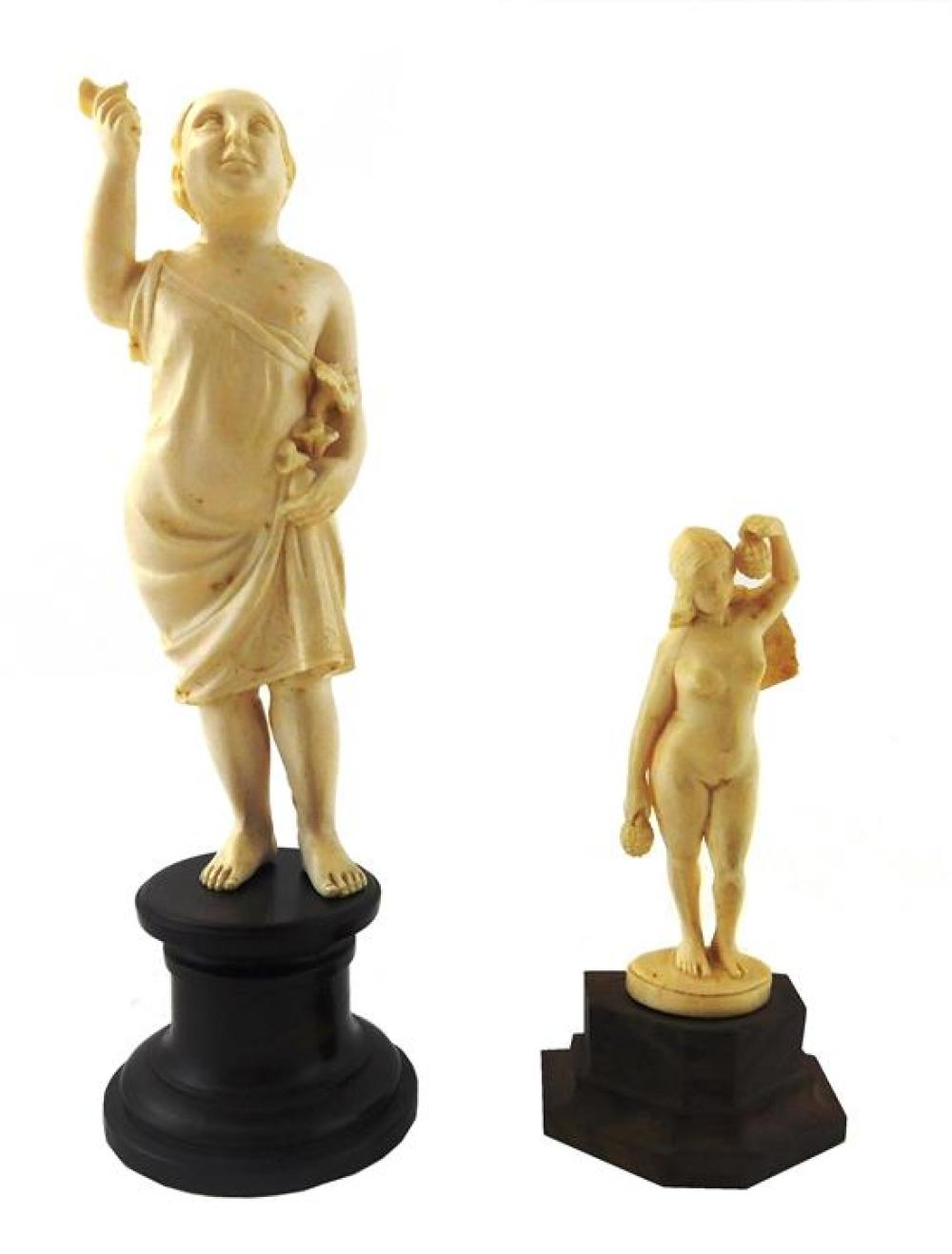 TWO FIGURAL CARVINGS IN IVORY  31b5dd