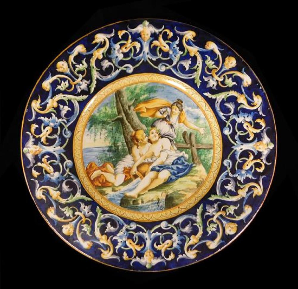 LARGE ITALIAN FAIENCE CERAMIC CHARGER,