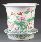CHINESE FAMILLE ROSE PORCELAIN 31a3e1