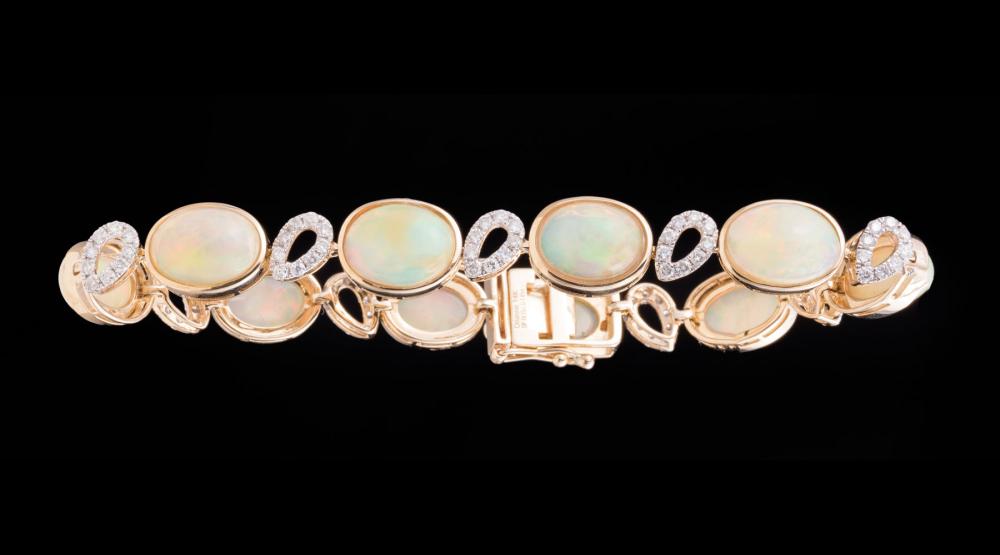14 KT YELLOW GOLD OPAL AND DIAMOND 31a529