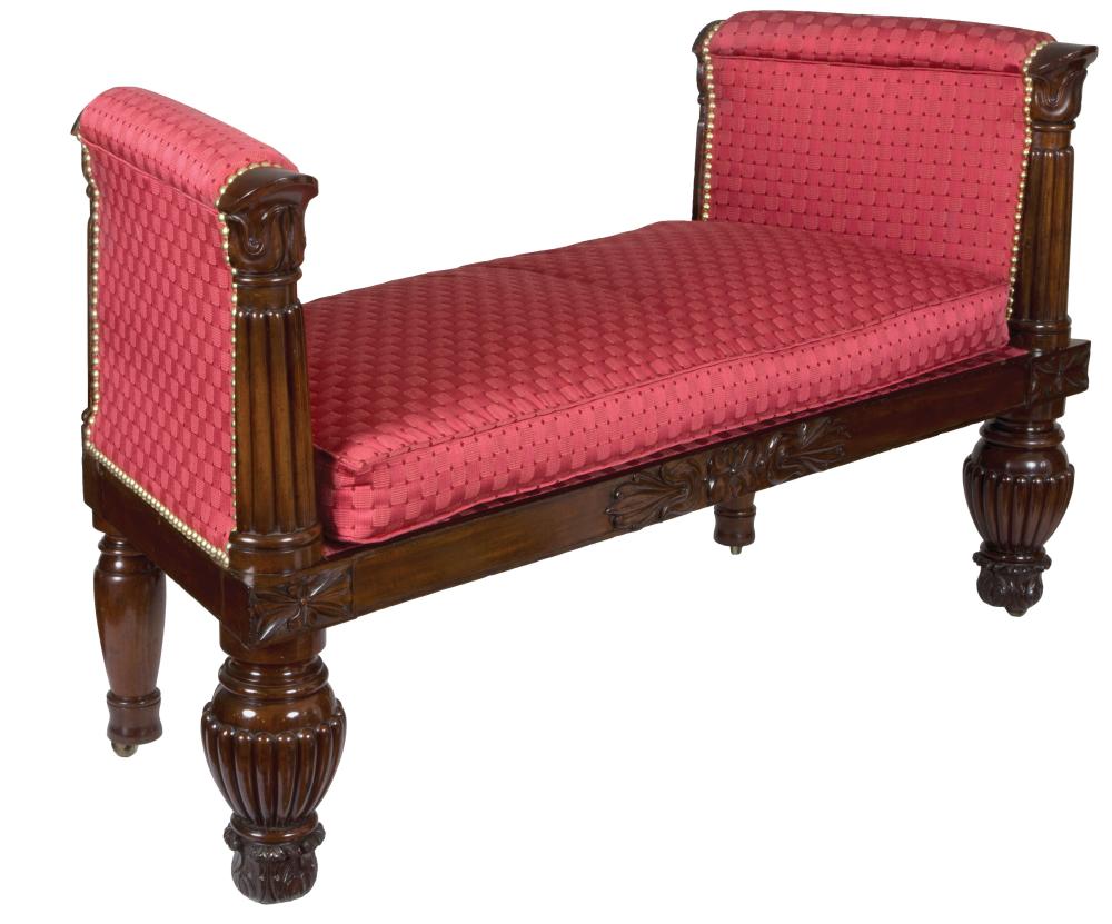 AMERICAN CLASSICAL CARVED MAHOGANY 31a595