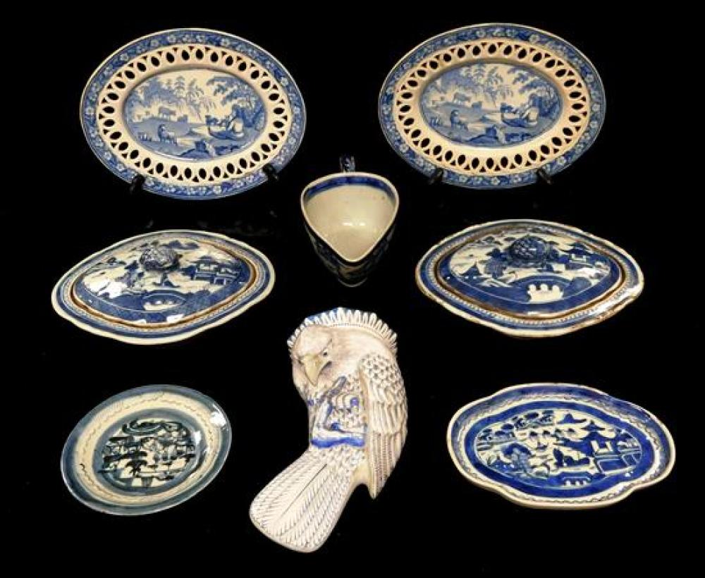 BLUE AND WHITE PORCELAIN AND POTTERY  31d4e2