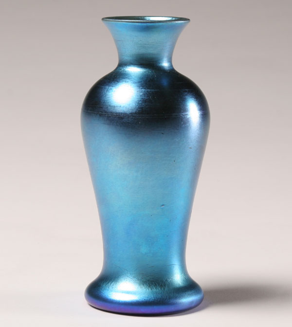 Durand iridescent blue art glass 4fc85