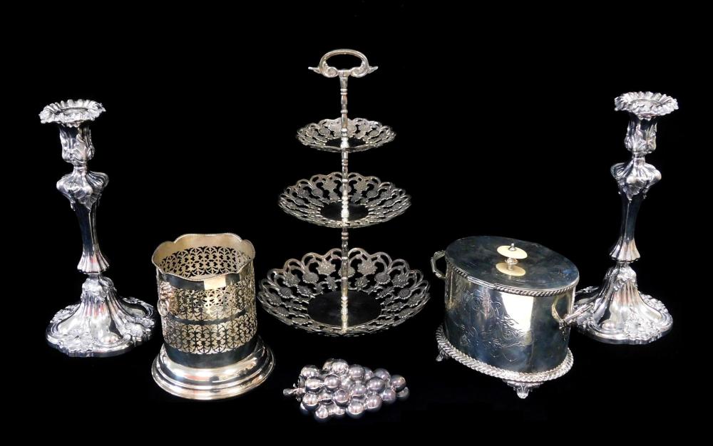 SILVERPLATE: SIX PIECES OF SILVERPLATE