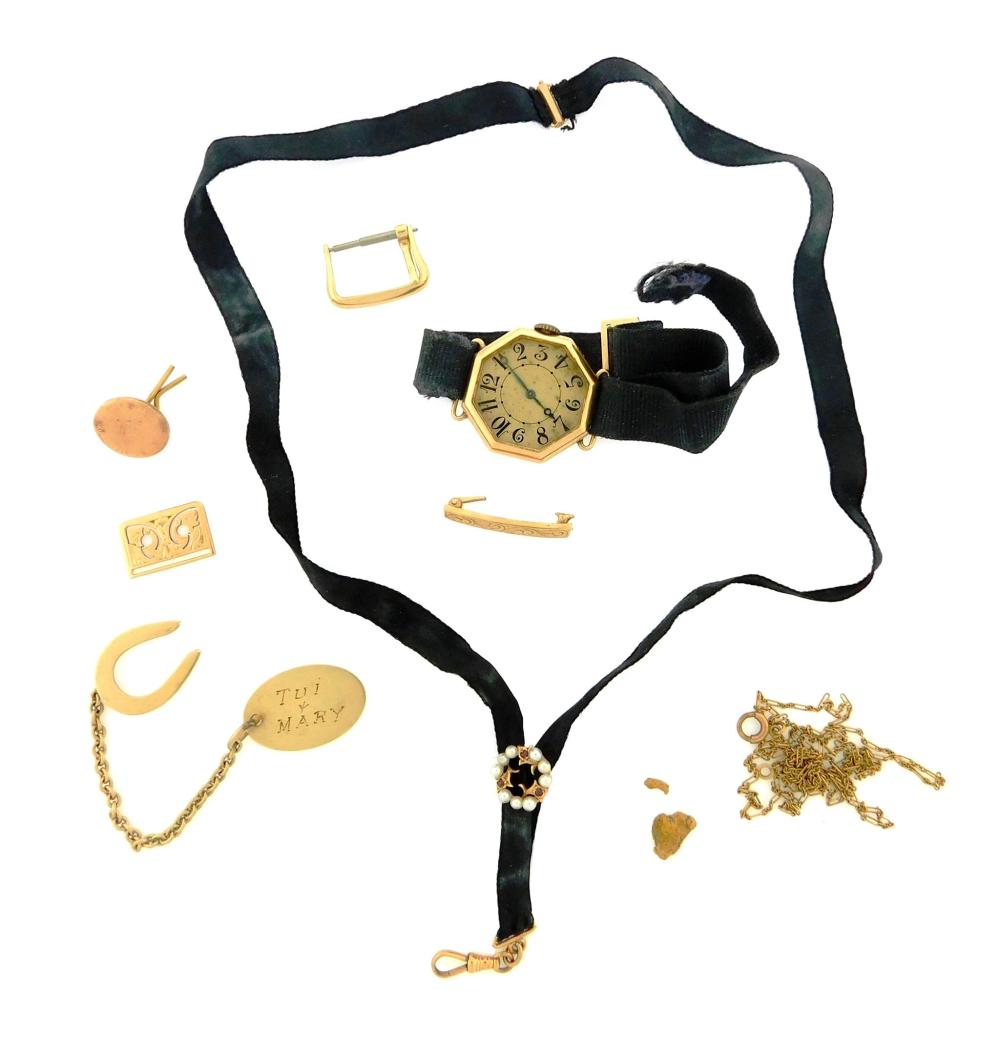 JEWELRY MISCELLANEOUS GOLD ITEMS  31e2cd