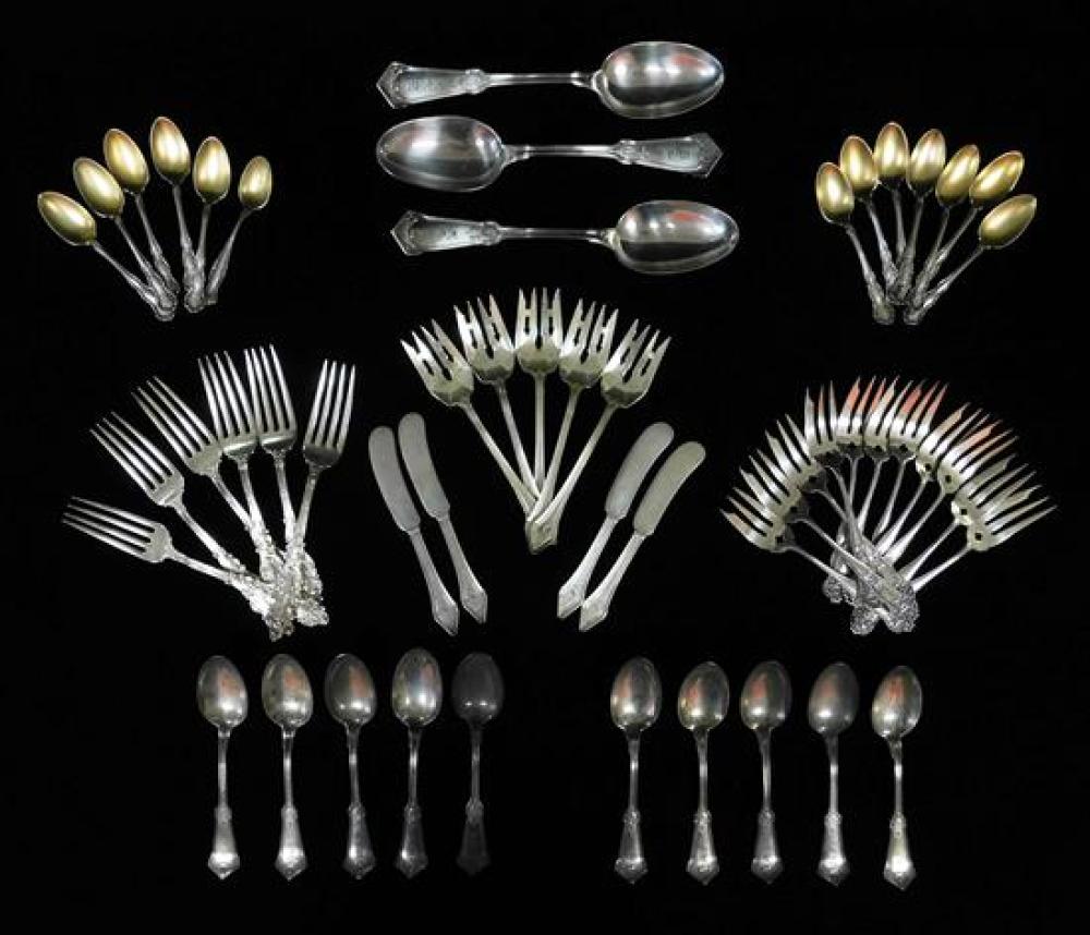 SILVER FIFTY TWO PIECES OF STERLING 31c3f0