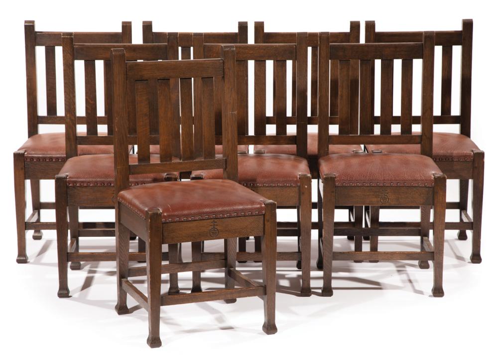 ROYCROFT OAK DINING TABLE AND EIGHT