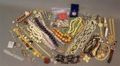 COLLECTION OF SILVER JEWELRY COSTUME 31fe20
