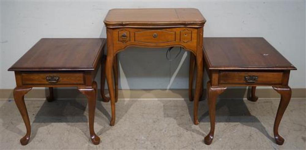 SINGER CHERRY SEWING TABLE AND 320800