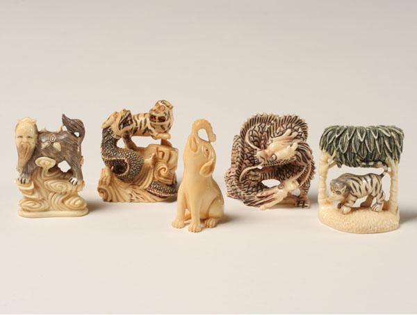 Japanese carved ivory netsukes  50118