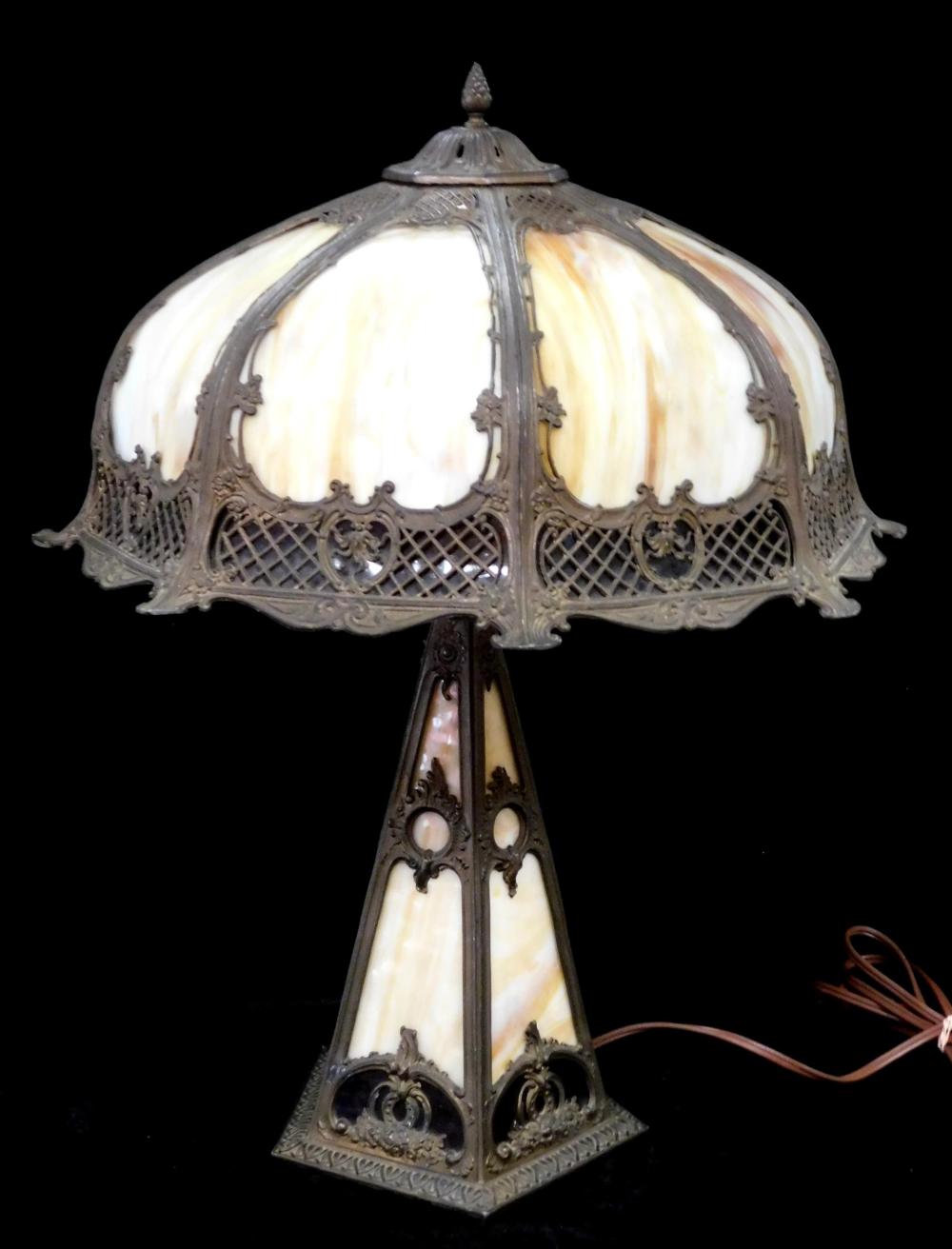 LARGE SLAG GLASS TABLE LAMP EARLY 31e718
