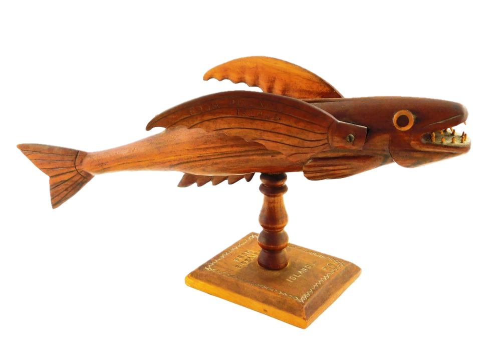 PITCAIRN ISLAND CARVED FLYING FISH 31e760