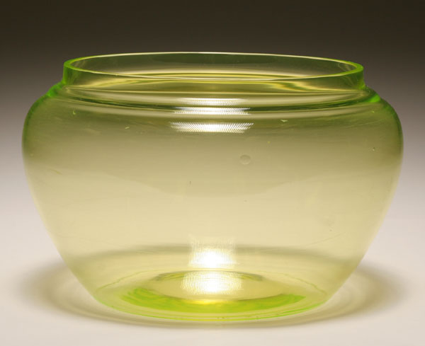Large Vaseline fishbowl  4fe10
