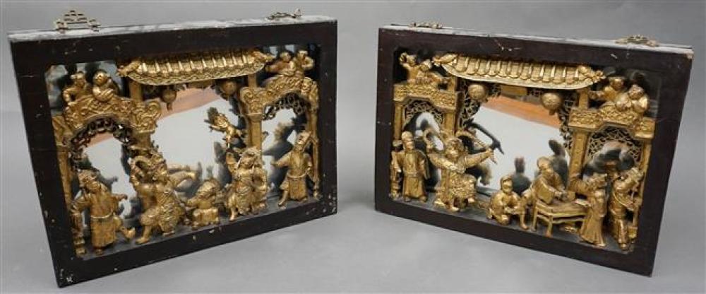 PAIR OF CHINESE CARVED GILTWOOD 32211a