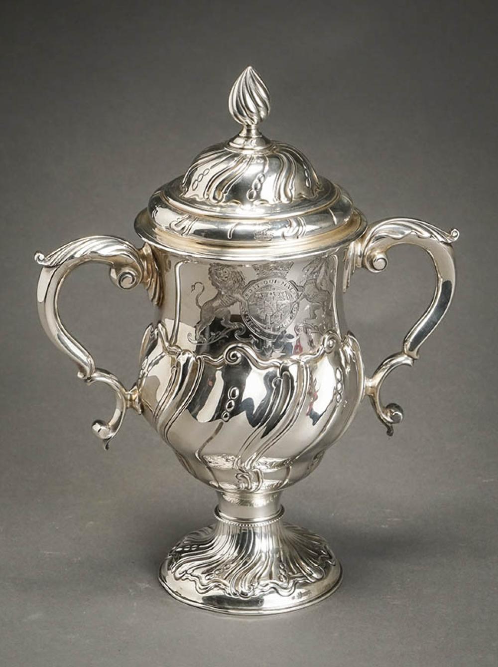 GEORGE III SILVER TWO HANDLE COVERED 322278