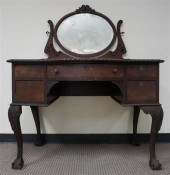 CHIPPENDALE STYLE MAHOGANY VANITY WITH