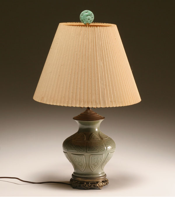 Chinese celadon glazed table lamp  501ab