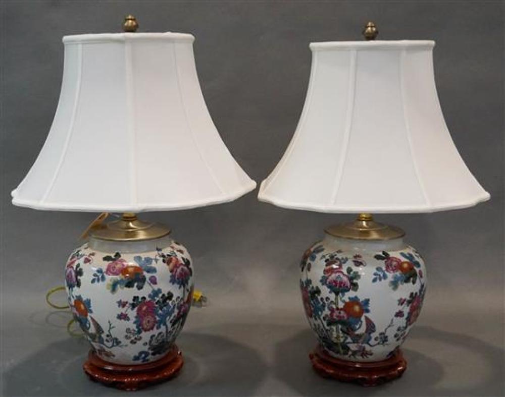 PAIR CHINESE FLORAL DECORATED PORCELAIN 3216a6