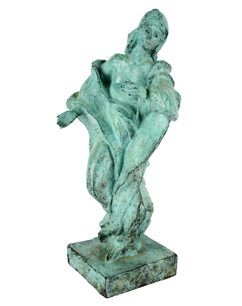 PATINATED BRONZE FIGURE OF A WOMANlate 324418