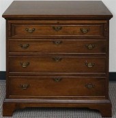 CRAFTIQUE CHIPPENDALE STYLE MAHOGANY