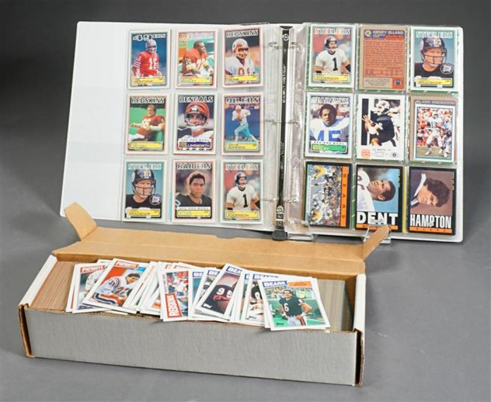 COLLECTION OF VINTAGE FOOTBALL 325168