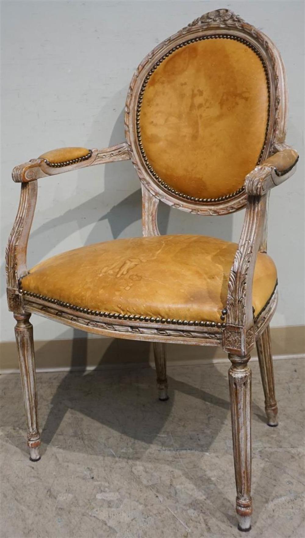 LOUIS XV STYLE DISTRESSED PAINTED 323ccd