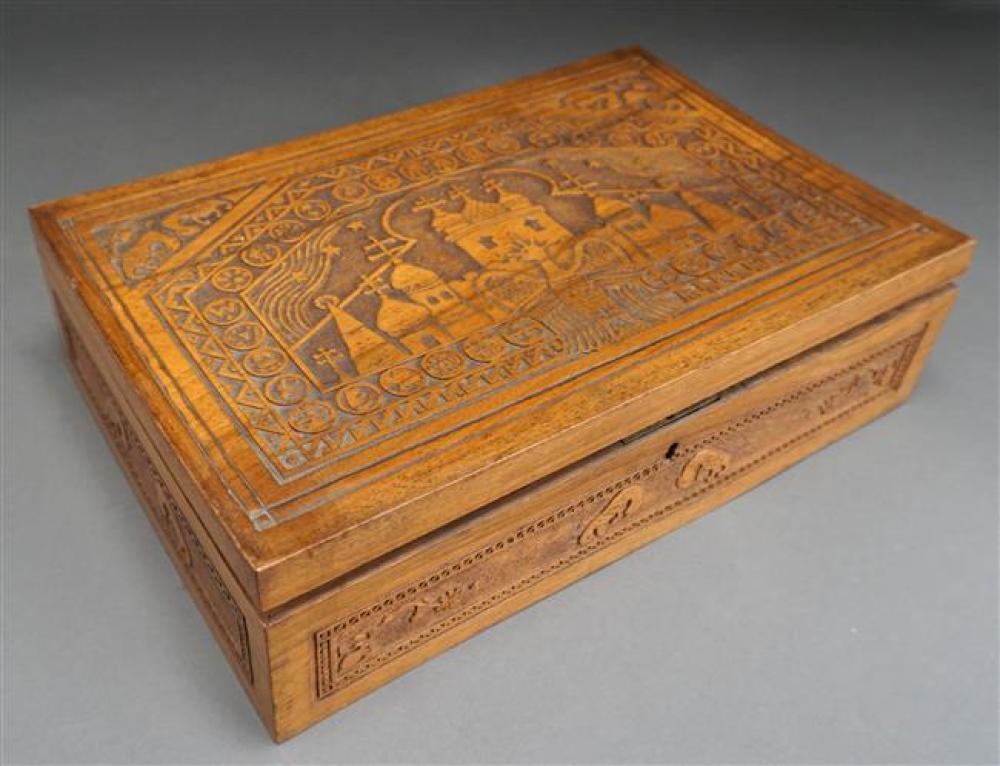 RUSSIAN CARVED WOOD HINGED BOX  323f8f