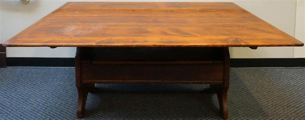 EARLY AMERICAN STYLE STAINED PINE 326c4d