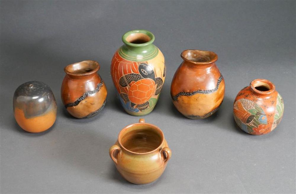 SIX SOUTH AMERICAN AND OTHER POTTERY 326ca1