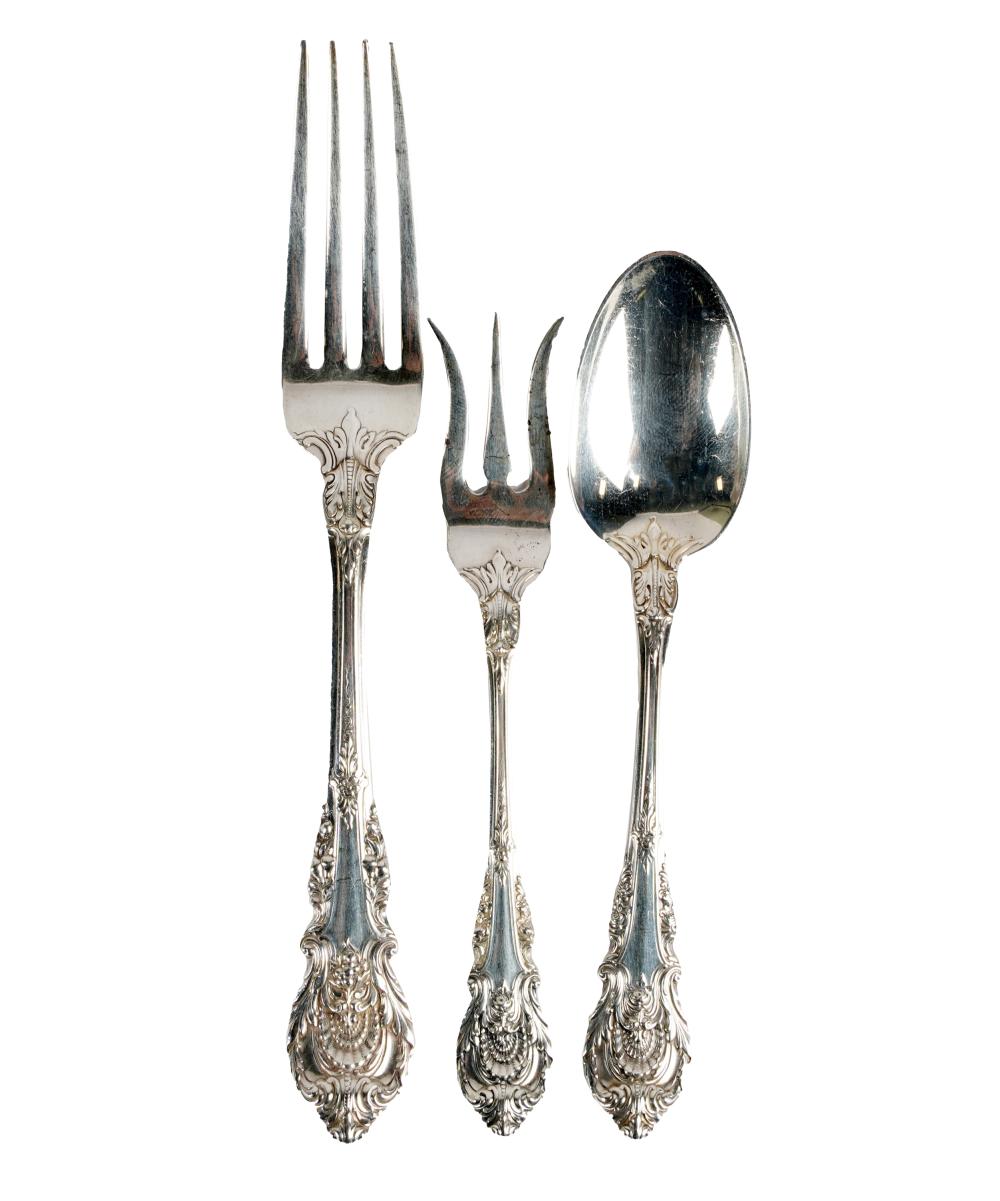 WALLACE STERLING PARTIAL FLATWARE 327185
