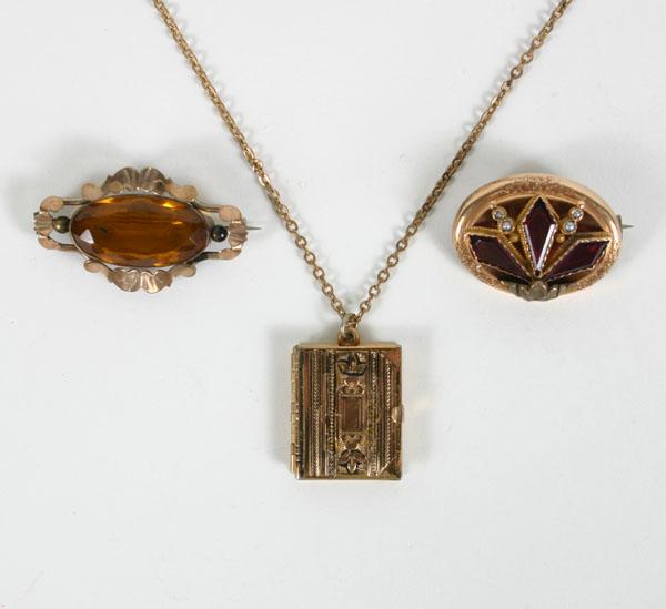 Lot of three pieces Victorian jewelry