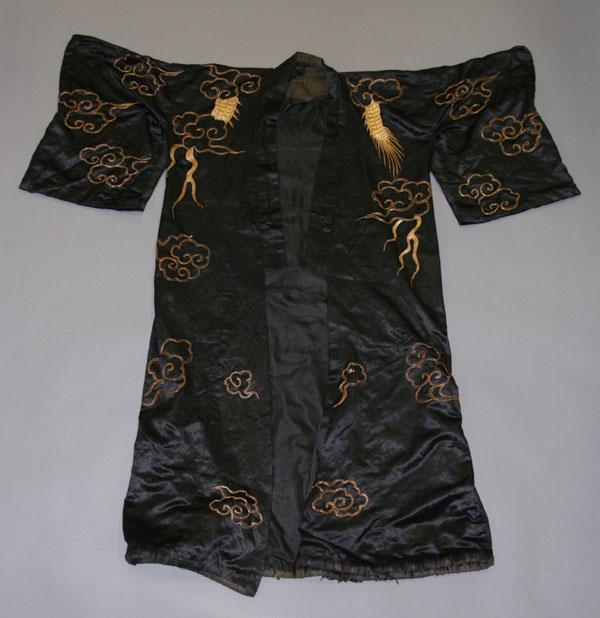 Asian black silk robe embroidered