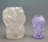 MOLDED AND FROSTED GLASS VASE  327929