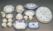 GROUP WITH ASSORTED EUROPEAN PORCELAIN