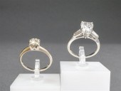14-KARAT WHITE-GOLD AND DIAMOND RING,