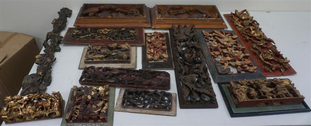 FOURTEEN CHINESE CARVED PANELS  32a2e6