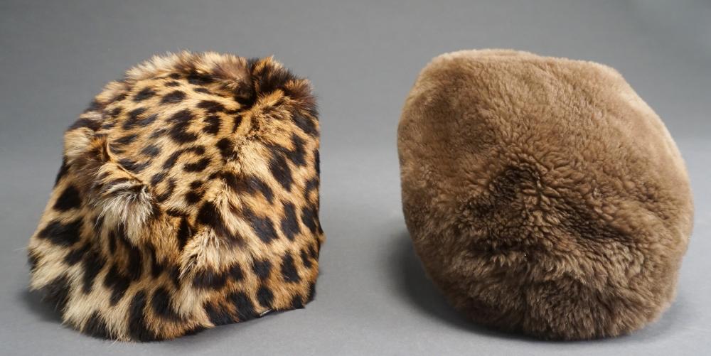 TWO FUR HATS HATTIE CARNEGIE AND 32a5c7