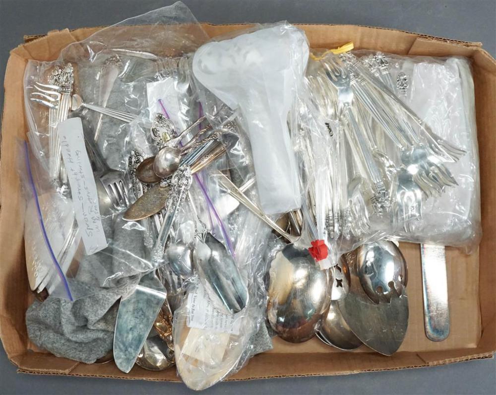 GROUP WITH ASSORTED SILVER PLATE 32878b