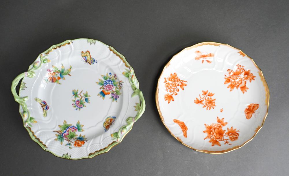 TWO HEREND PORCELAIN SERVING DISHES  32beff