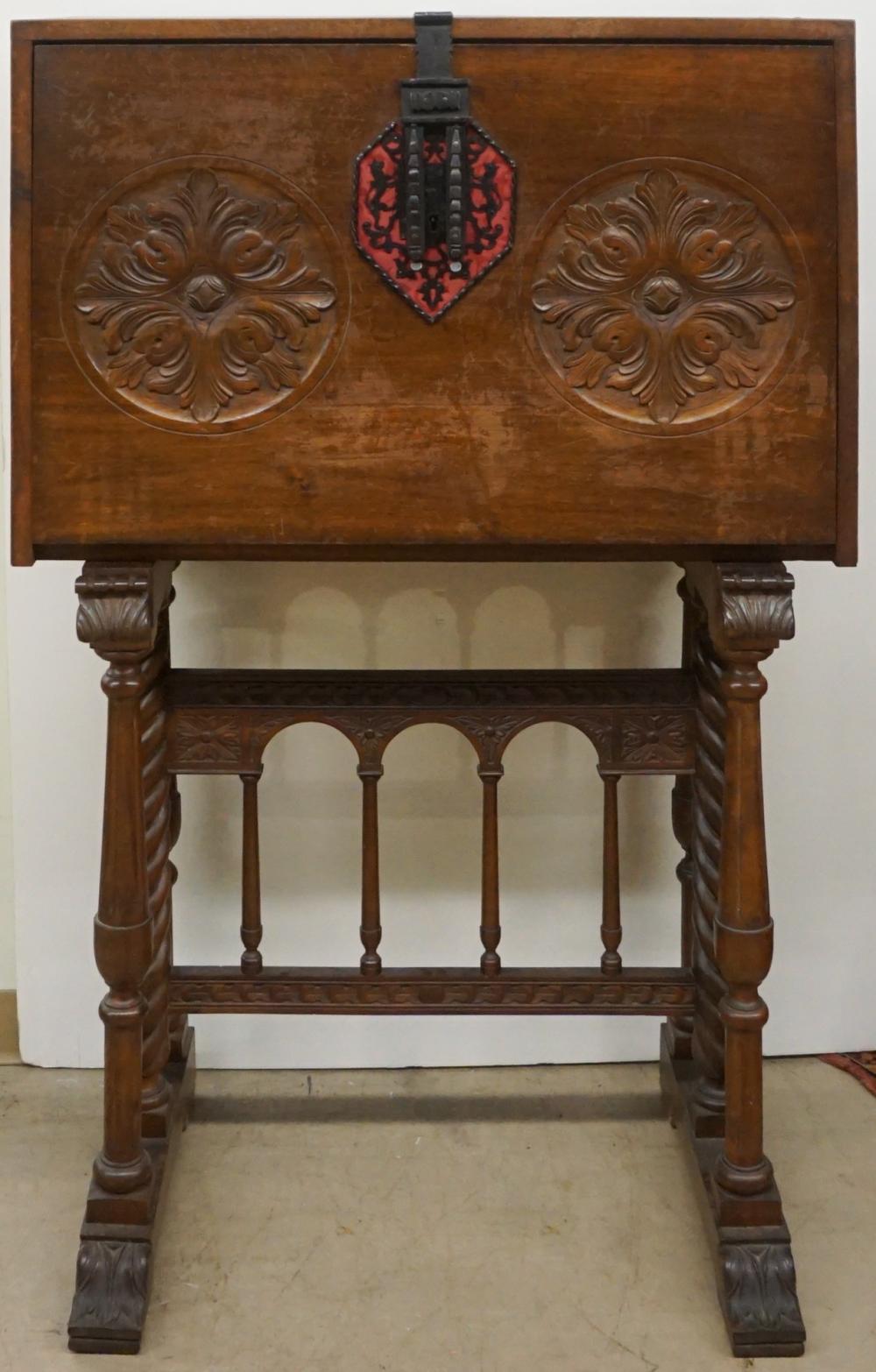 SPANISH COLONIAL STYLE CARVED WOOD 32ca26